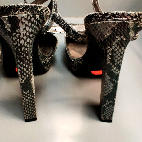 Animal print Bow shiny platform block heel ankle strap sandals - Jessica Simpson - Picture 7 of 10